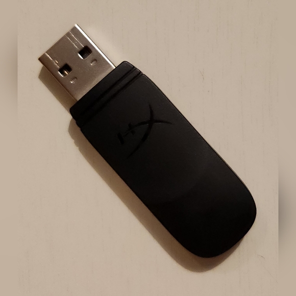 HyperX CloudX Flight Wireless Gaming Headset for Xbox, Adjustable - Picture 8 of 15